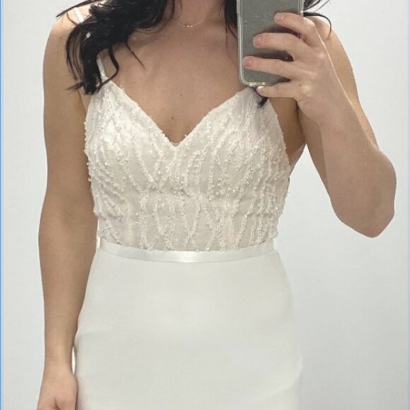 Daalarna Wedding Dress, DC-5032 - Picture 2 of 6